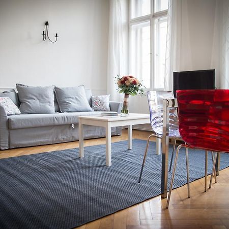 Jokai Ter Apartment บูดาเปสต์ ภายนอก รูปภาพ