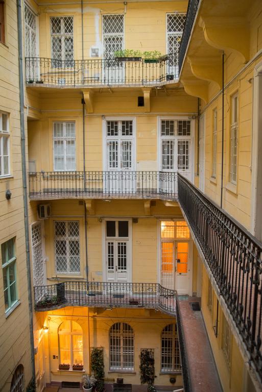 Jokai Ter Apartment บูดาเปสต์ ภายนอก รูปภาพ
